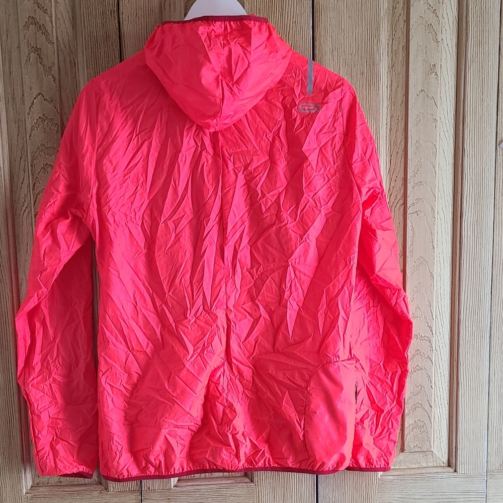 Windbreaker Packable jacket - Picture 5 of 8